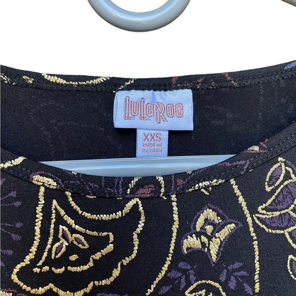 Lularoe Oversized Women’s XXS Classy Irma black with gold paisley design - Picture 4 of 4